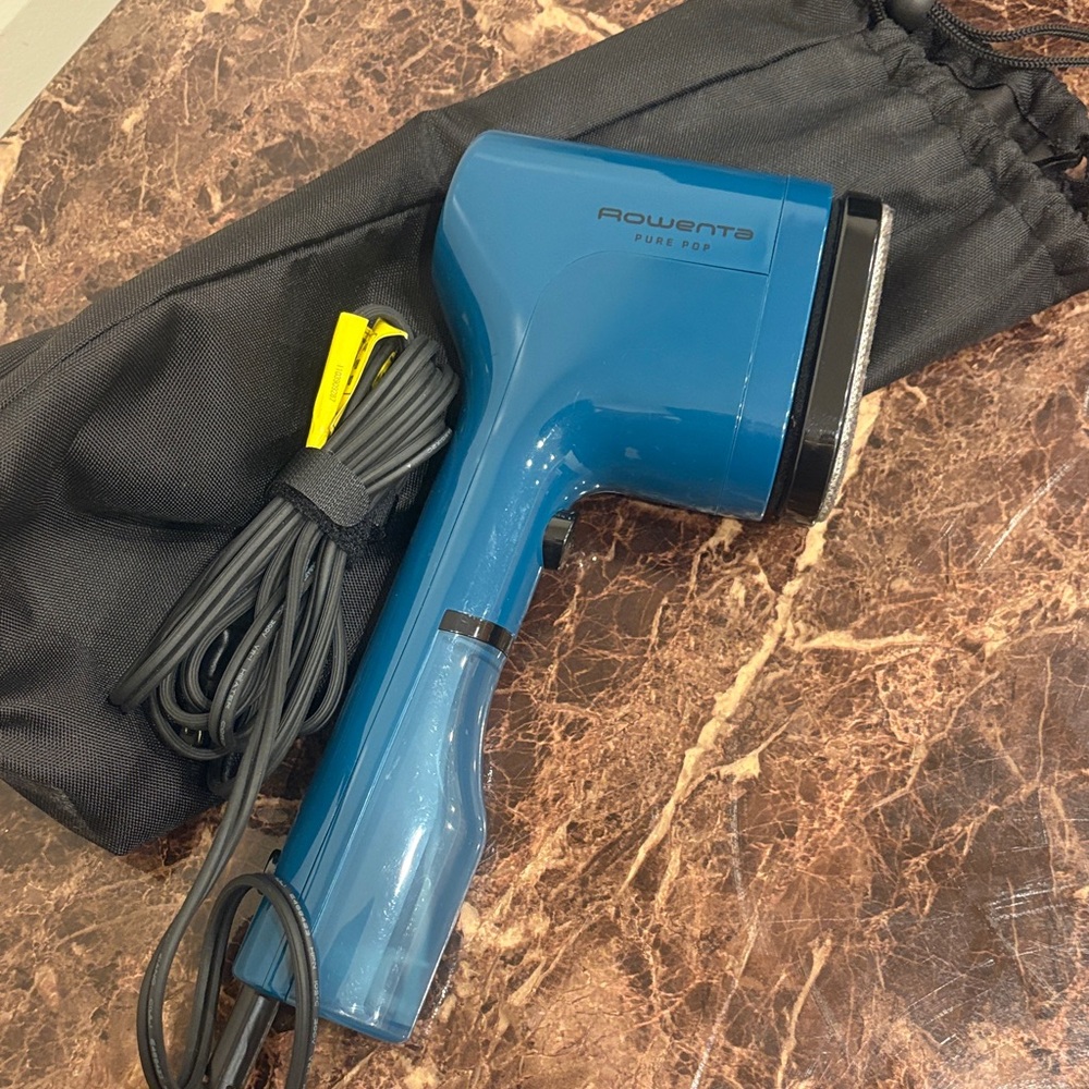 Rowenta pure pop clothes steamer
